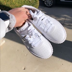 Puma Sneakers